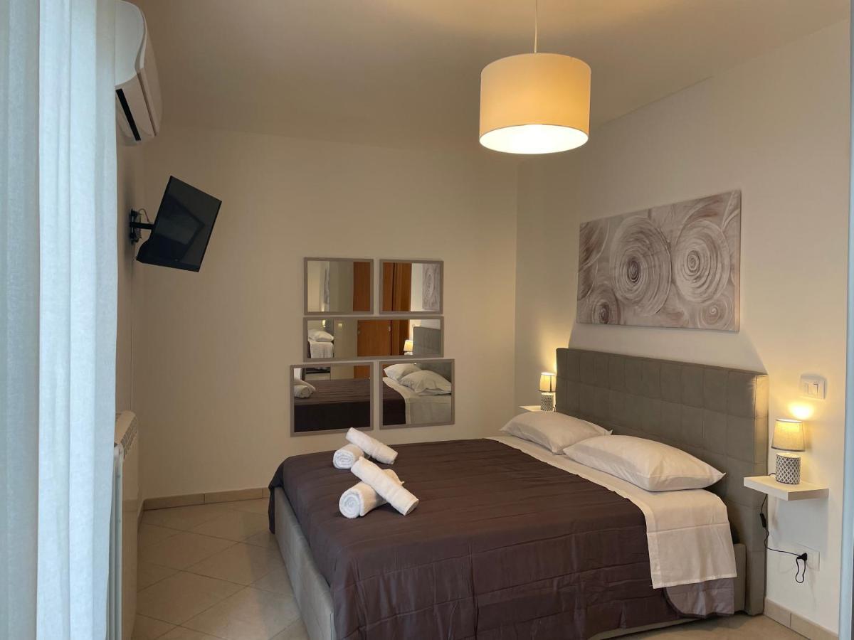 La Dimora Dei Sogni Apartamento Mesagne Exterior foto